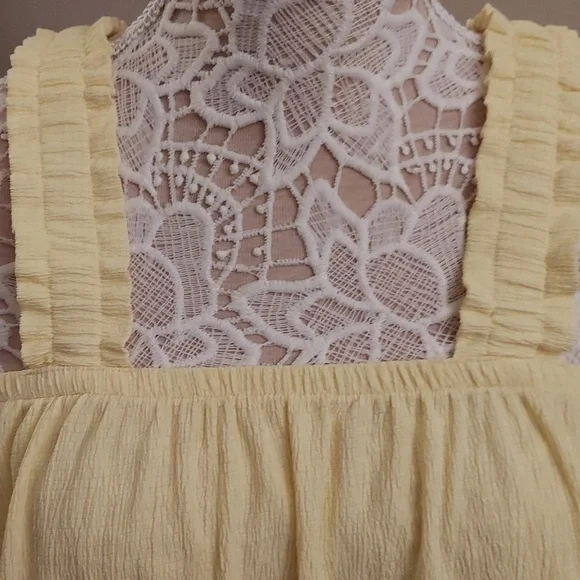 OLIVIA SKY Yellow Gauzy Pullover Tank Top - Picture 2 of 9